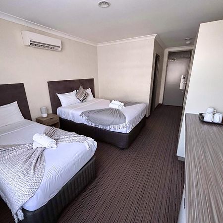 Prince Of Wales Hotel, Bunbury Buitenkant foto