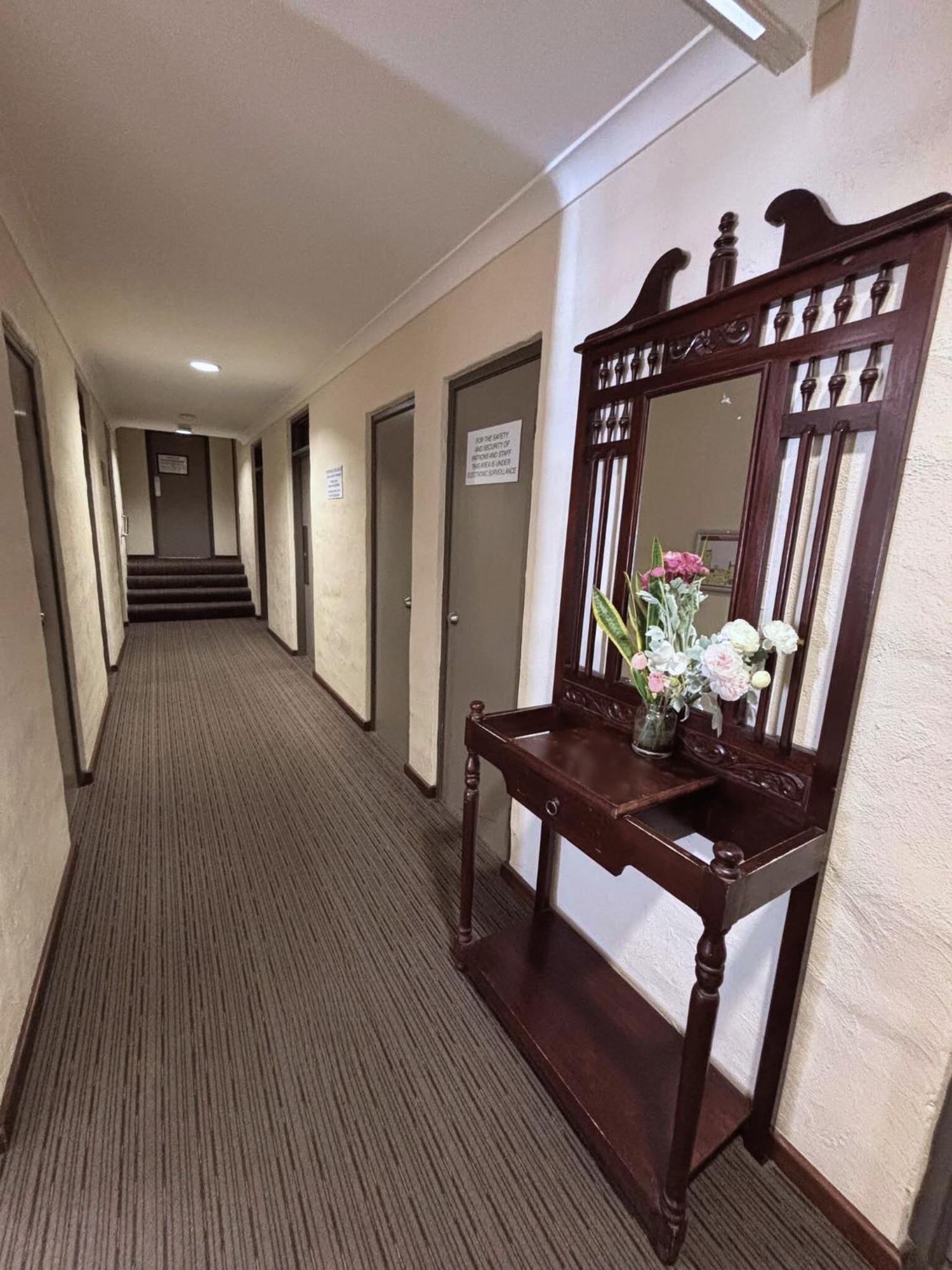 Prince Of Wales Hotel, Bunbury Buitenkant foto